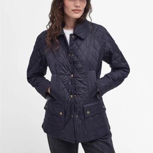 Barbour Summer Beadnell Quilted Jacket in Navy